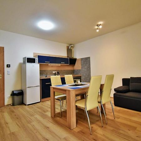 Апартаменти Apartma Promenada 276-12 Горні-Маршов Екстер'єр фото