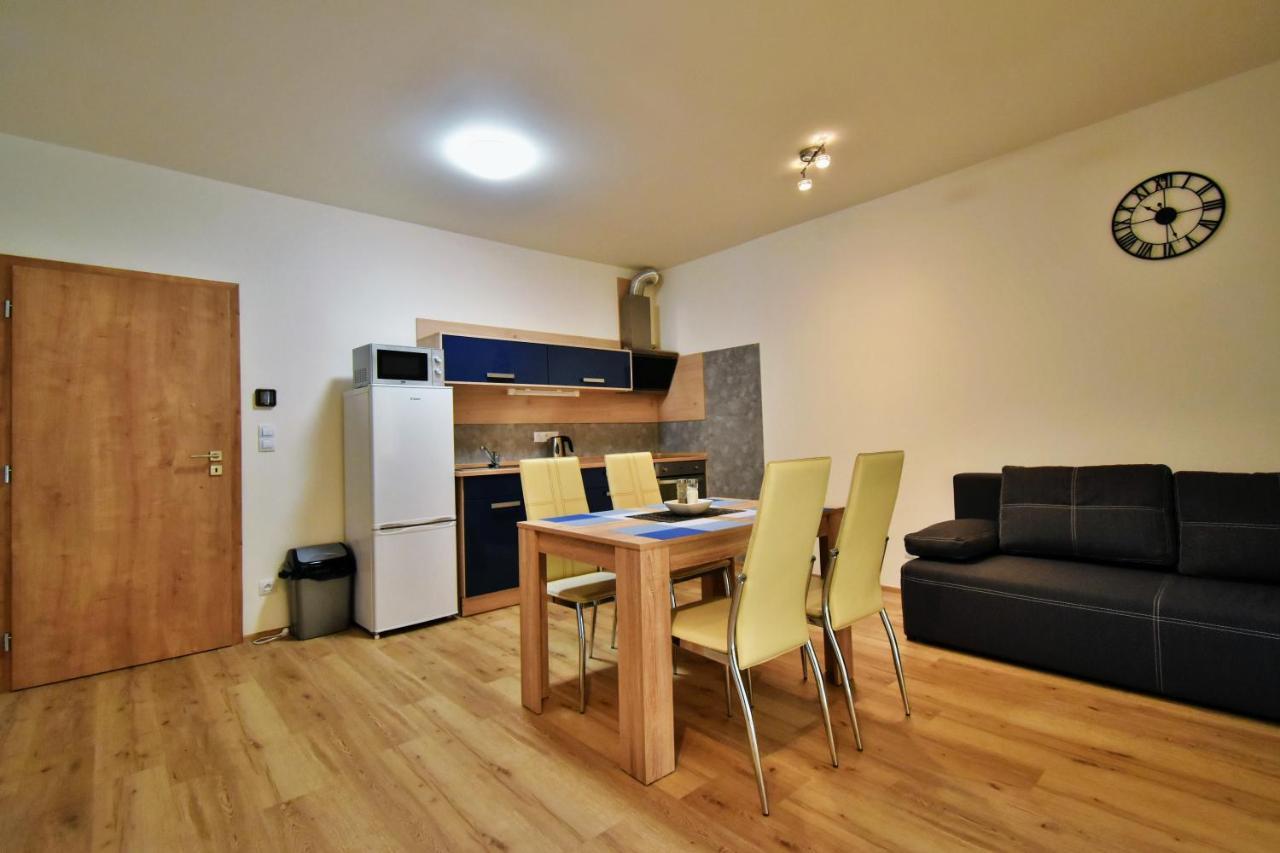Апартаменти Apartma Promenada 276-12 Горні-Маршов Екстер'єр фото