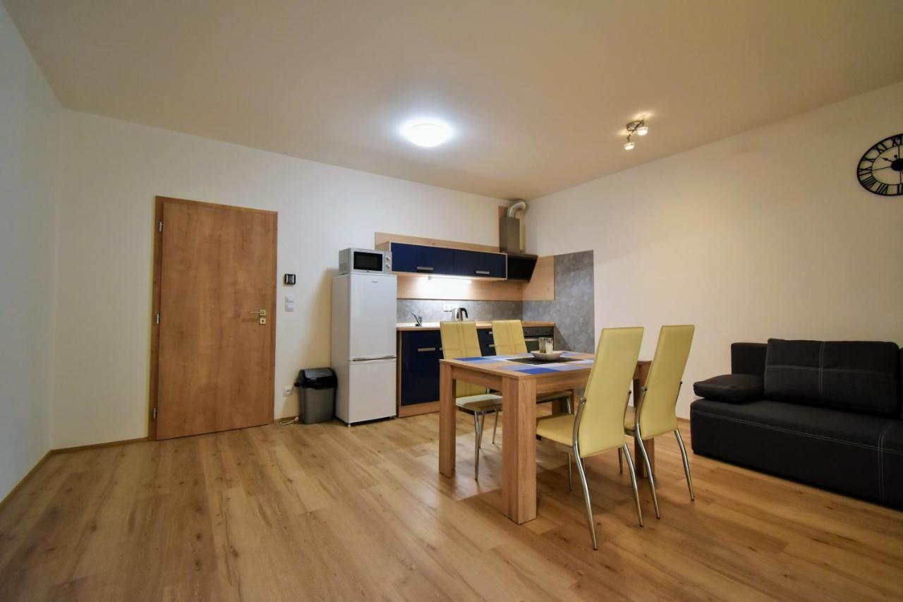 Апартаменти Apartma Promenada 276-12 Горні-Маршов Екстер'єр фото