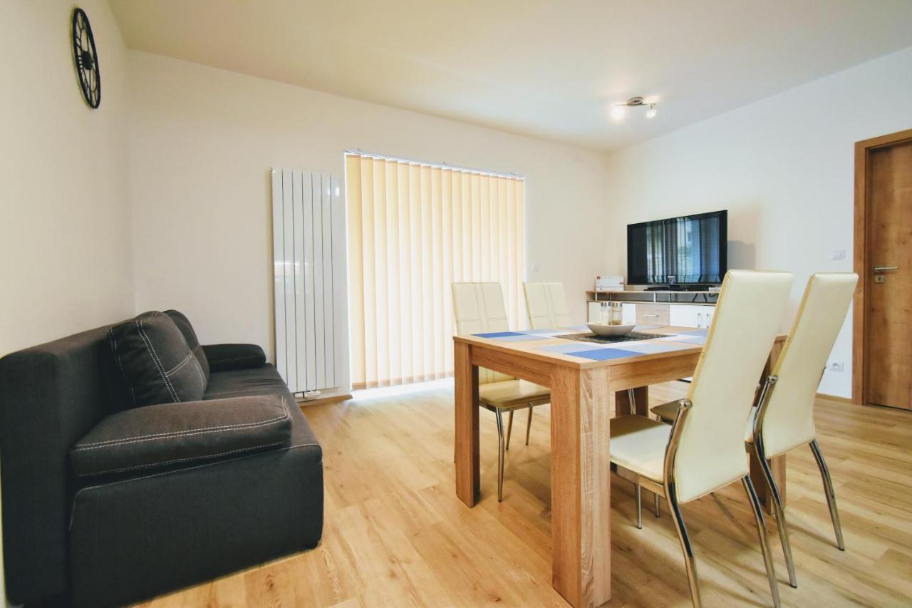 Апартаменти Apartma Promenada 276-12 Горні-Маршов Екстер'єр фото